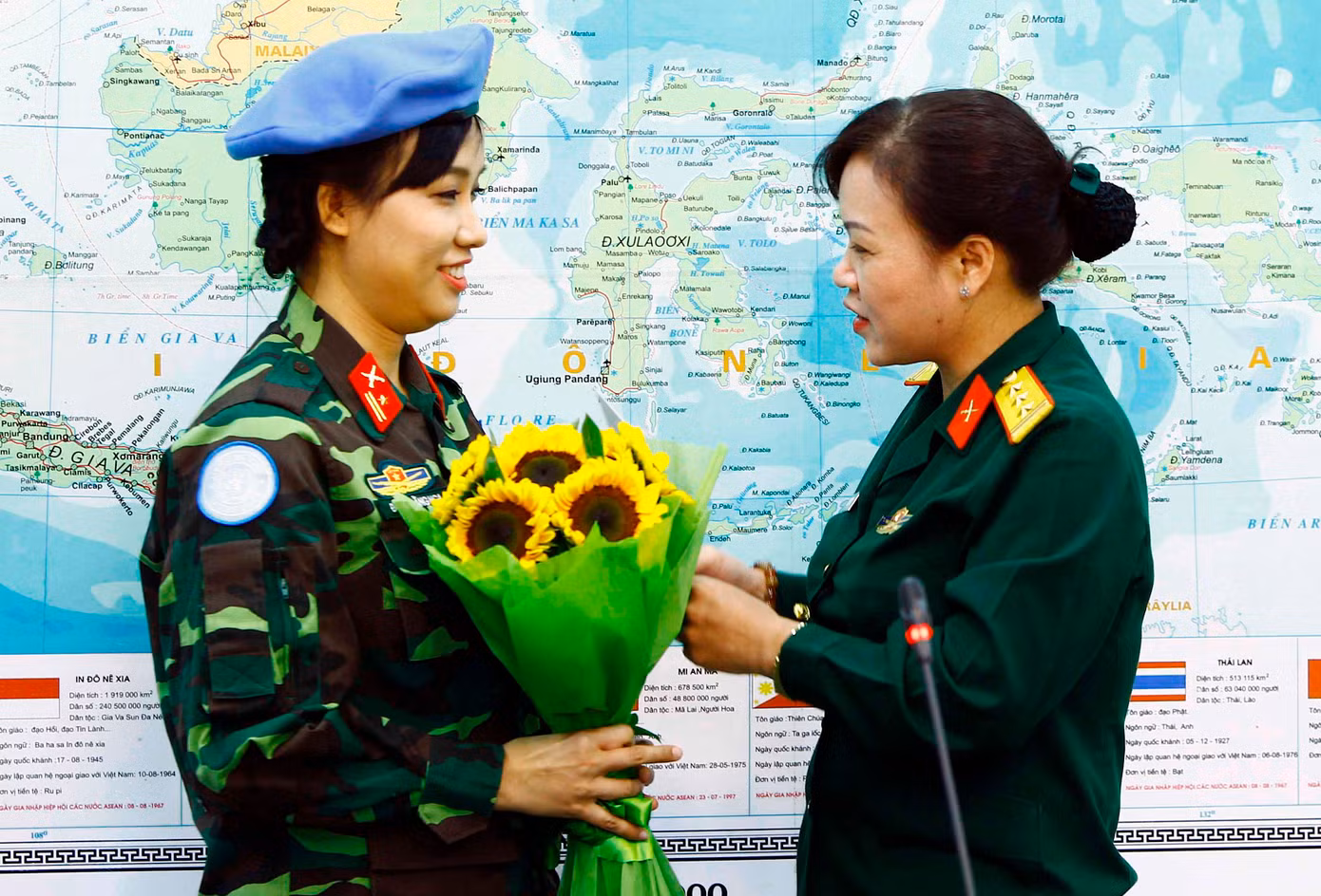 Trao quyết định cho nữ sĩ quan đầu tiên đi gìn giữ hoà bình LHQ ảnh 4
