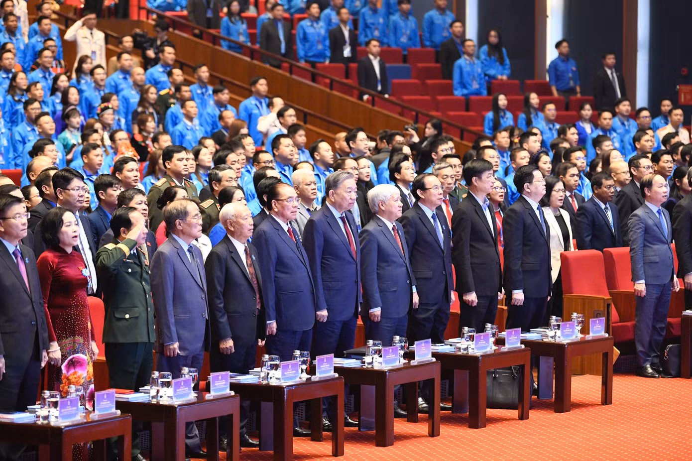 Lãnh đạo Đảng, Nhà nước dự Đại hội LHTN Việt Nam lần IX. Lãnh đạo Đảng, Nhà nước dự Đại hội LHTN Việt Nam lần IX.