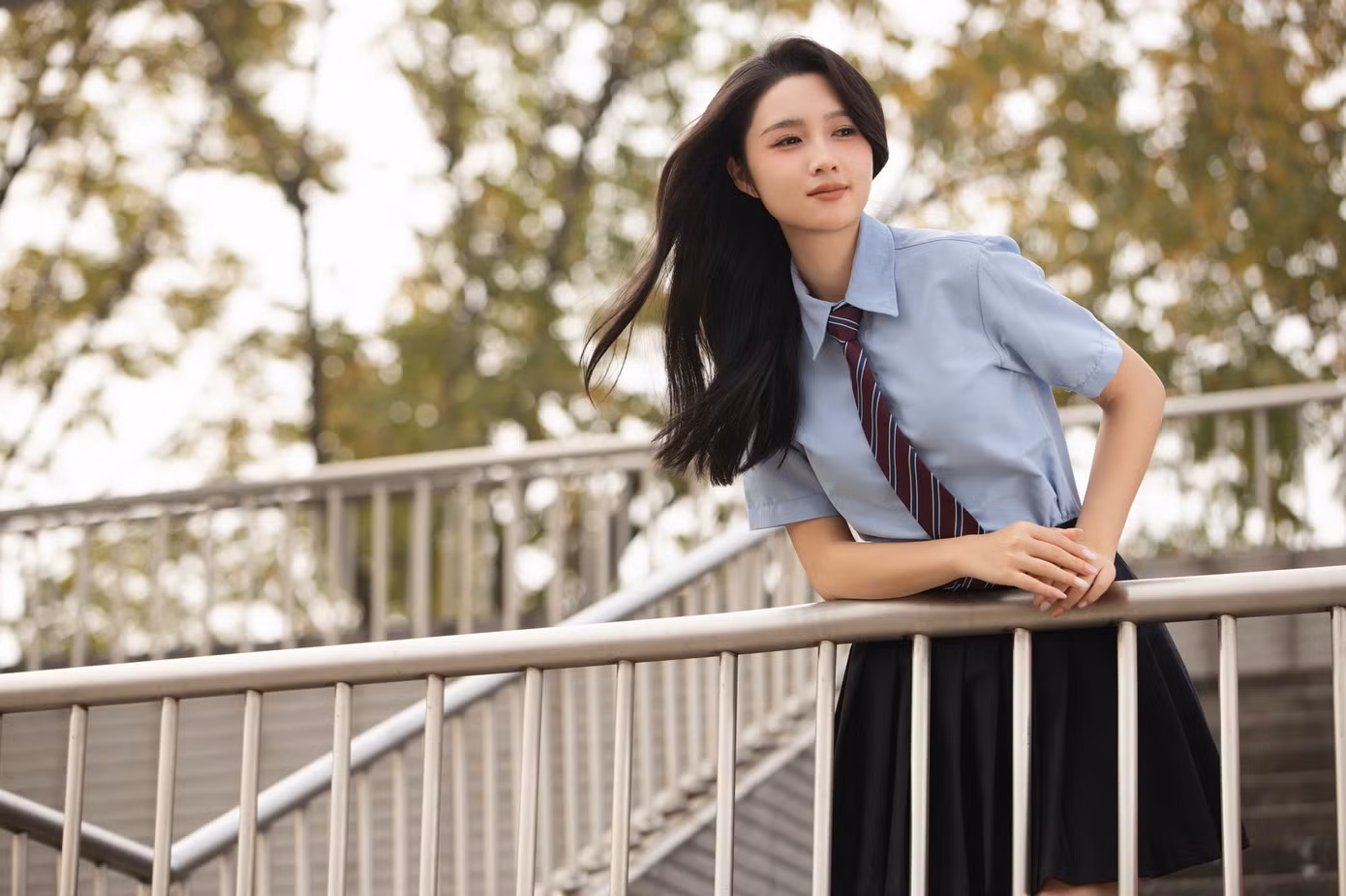 Ngọc Ánh là cựu sinh viên ngành Ngôn ngữ Anh, trường ĐH Ngoại ngữ (ĐHQG Hà Nội).