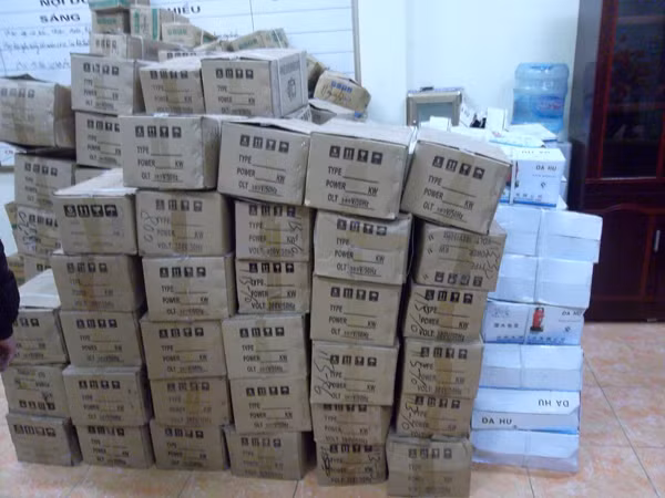 Số hàng lậu bị cơ quan chức năng phát hiện, thu giữ. Số hàng lậu bị cơ quan chức năng phát hiện, thu giữ