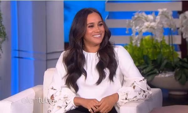 Meghan bây giờ nổi tiếng và giàu có. Ảnh: YouTube.