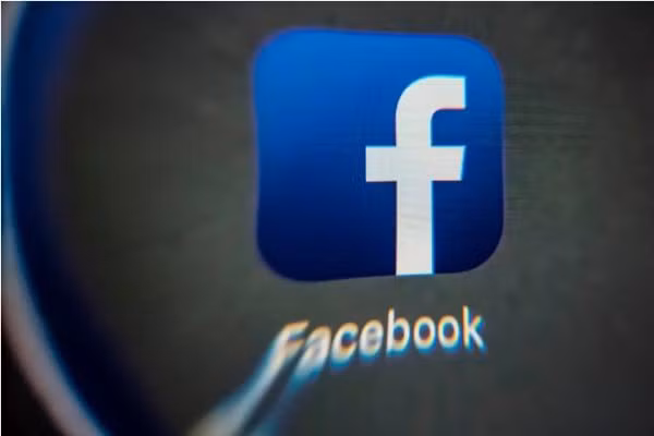 Liệu cái tên Facebook có sắp trở thành quá khứ? Ảnh: Lionel Bonaventure/ Getty Images.
