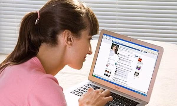 Facebook vừa công bố những nội dung được xem nhiều nhất trên nền tảng này. Ảnh minh họa: Mail Online. Facebook vừa công bố những nội dung được xem nhiều nhất trên nền tảng này. Ảnh minh họa: Mail Online.