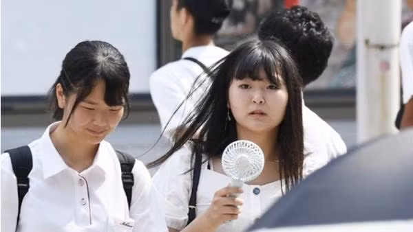 Nhật Bản trải qua những mùa Hè nóng kỷ lục trong những năm gần đây. Ảnh: Kyodo News.