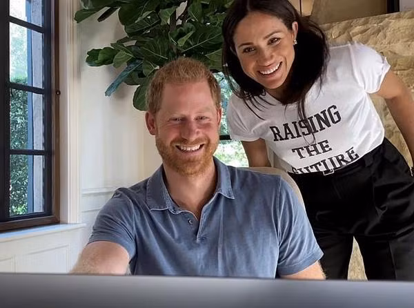 Harry - Meghan ở Mỹ. Ảnh: Mail Online.