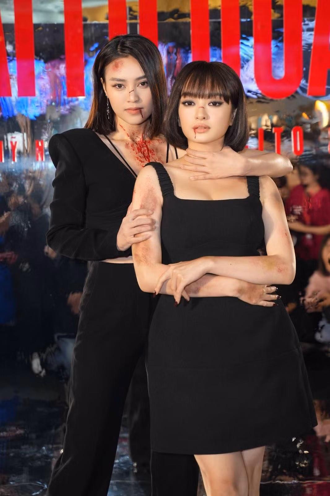 Lan Ngọc và Kaity Nguyễn xuất hiện với gương mặt bị thương, rướm máu.