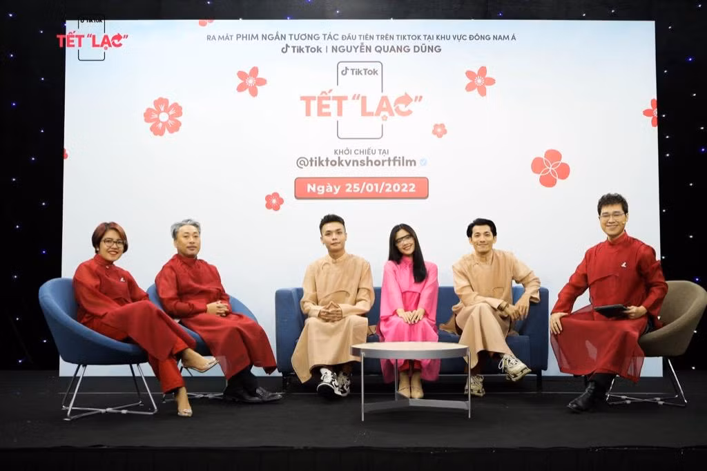 Đoàn phim Tết "Lạc" Đoàn phim Tết "Lạc"
