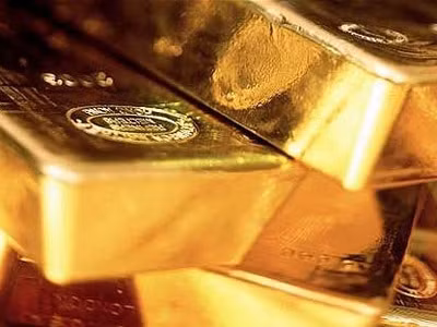 Sự sụt giá chóng mặt của vàng đã gây thua lỗ nặng cho những “đại gia” liên quan đến vàng. Sự sụt giá chóng mặt của vàng đã gây thua lỗ nặng cho những “đại gia” liên quan đến vàng