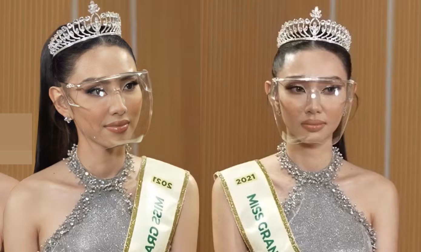 Khoảnh khắc xúc động của Thuỳ Tiên trong buổi giao lưu.