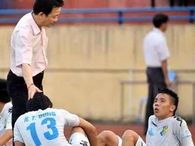 Ông Hiển là người sở hữu nhiều đội bóng nhất Việt Nam
