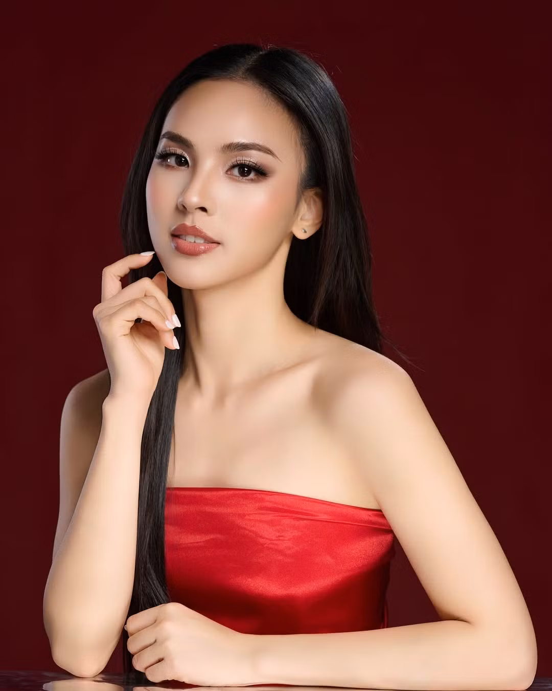 Trước những ý kiến trái chiều, Quỳnh Nga cho biết việc đạt được danh hiệu là nhờ sự quan tâm, tình cảm những người yêu thương dành cho cô. Cô khẳng định đã cố gắng hết sức mình trong 2 phần thi ứng xử và điều đó đã thuyết phục được khán giả theo dõi đêm chung kết.