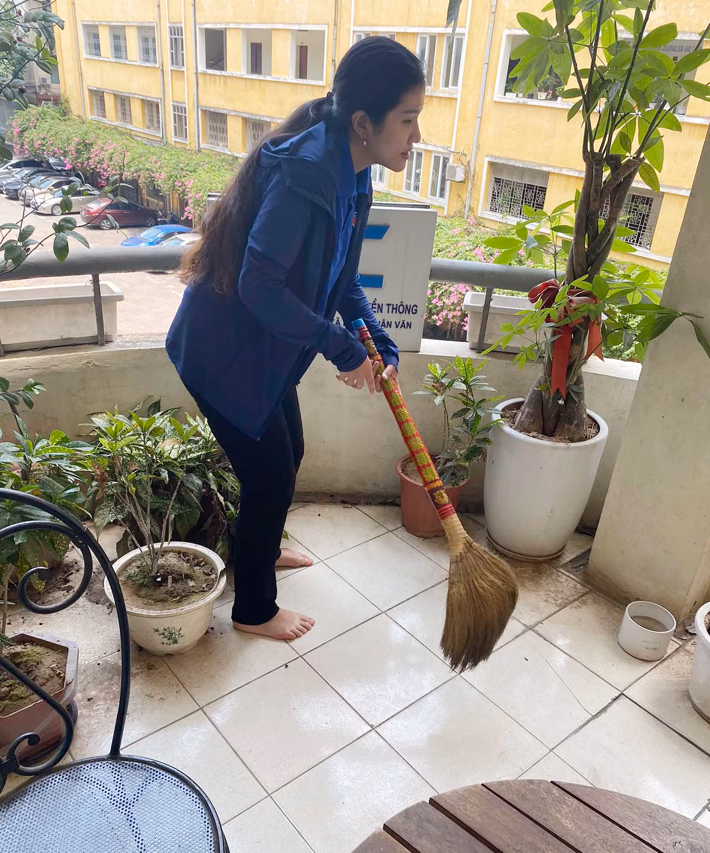 Nữ sinh khiếm thị tham gia khá nhiều hoạt động xã hội.