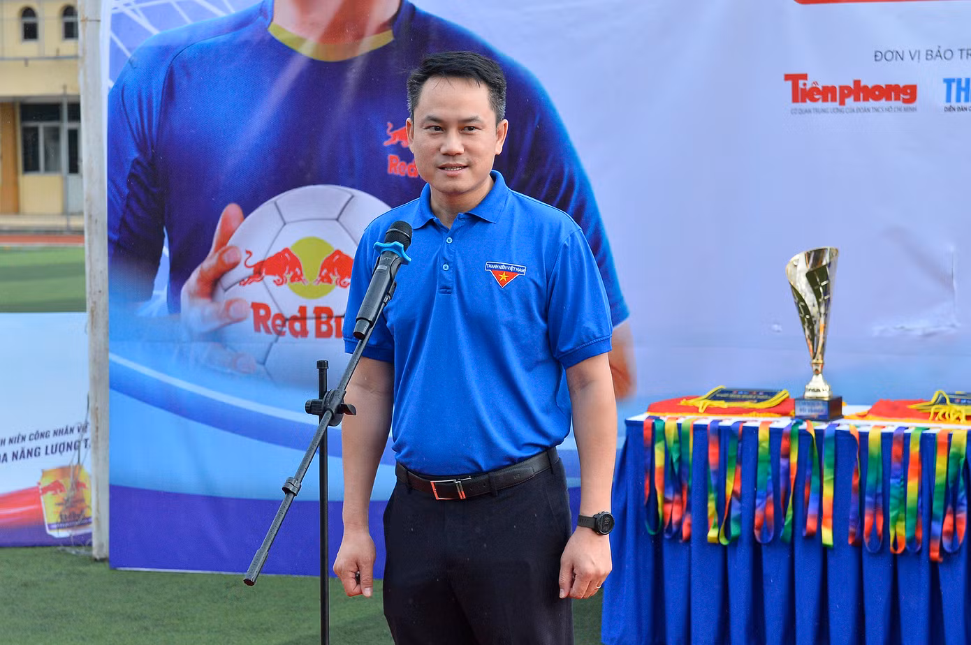 Anh Nguyễn Kim Quy - Phó Chủ tịch thường trực T.Ư Hội LHTN Việt Nam, phát biểu khai mạc giải đấu. Anh Nguyễn Kim Quy - Phó Chủ tịch thường trực T.Ư Hội LHTN Việt Nam, phát biểu khai mạc giải đấu.