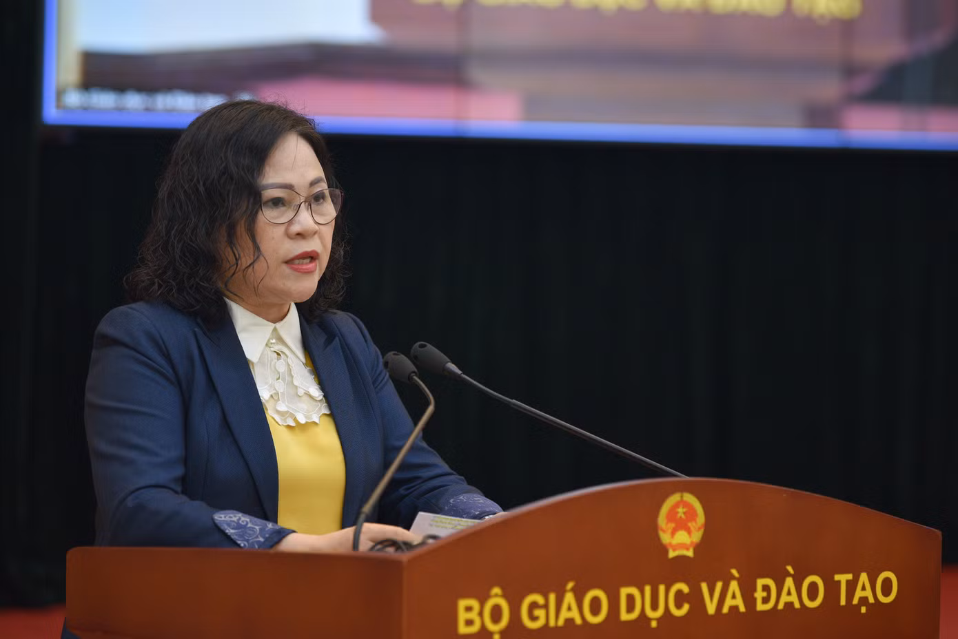 Thứ trưởng Bộ GD - ĐT Ngô Thị Minh phát biểu khai mạc Hội nghị. Thứ trưởng Bộ GD - ĐT Ngô Thị Minh phát biểu khai mạc Hội nghị.