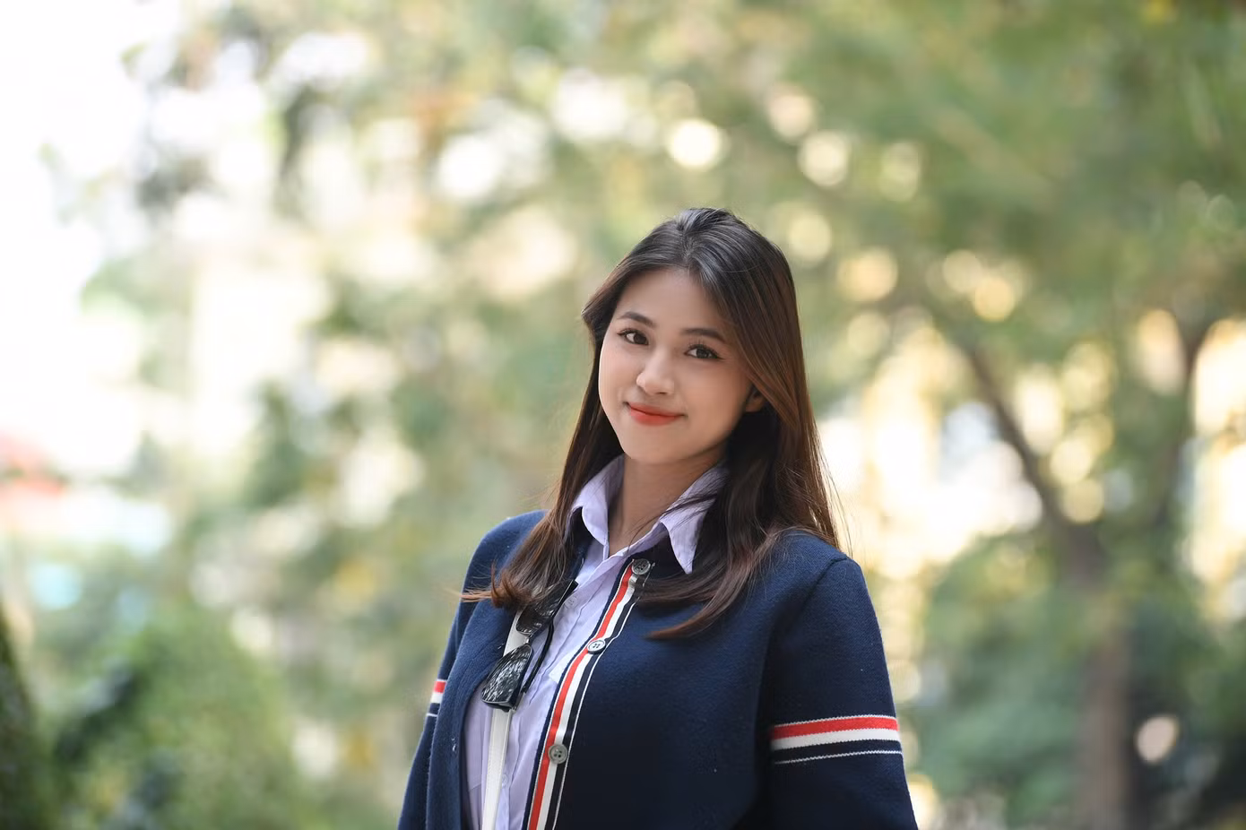 Nguyễn Huỳnh Thùy Linh – người vừa đạt giải thưởng danh giá ‘Sao Tháng Giêng’ năm học 2023 – 2024. Ảnh: DƯƠNG TRIỀU