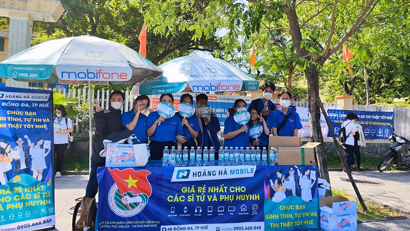 Các đội hình 'Tiếp sức mùa thi' năm 2023 tại tỉnh Thừa Thiên - Huế.