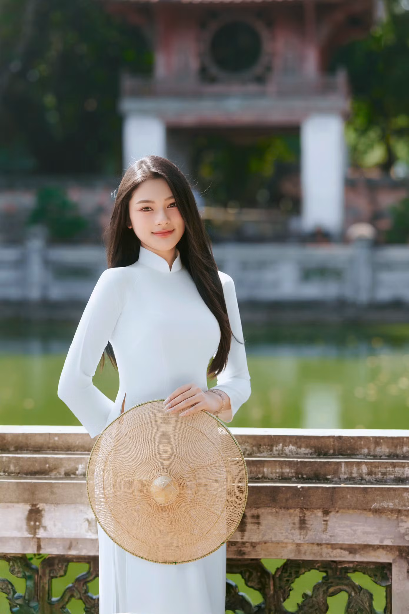 Lê Thái Bảo Khanh - Hoa khôi 'UEB Charming 2024'. Ảnh: NVCC