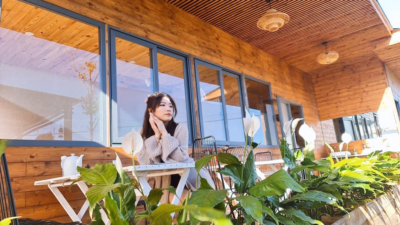 Với 95 villa riêng biệt mang đến sự riêng tư và bình yên trong tâm hồn cho chủ nhân của căn biệt thự, tách biệt hẳn với thế giới xô bồ bên ngoài.