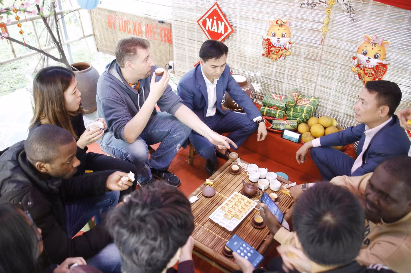 Trải nghiệm văn hoá Việt là một trong những ấn tượng không thể nào quên đối với sinh viên quốc tế.