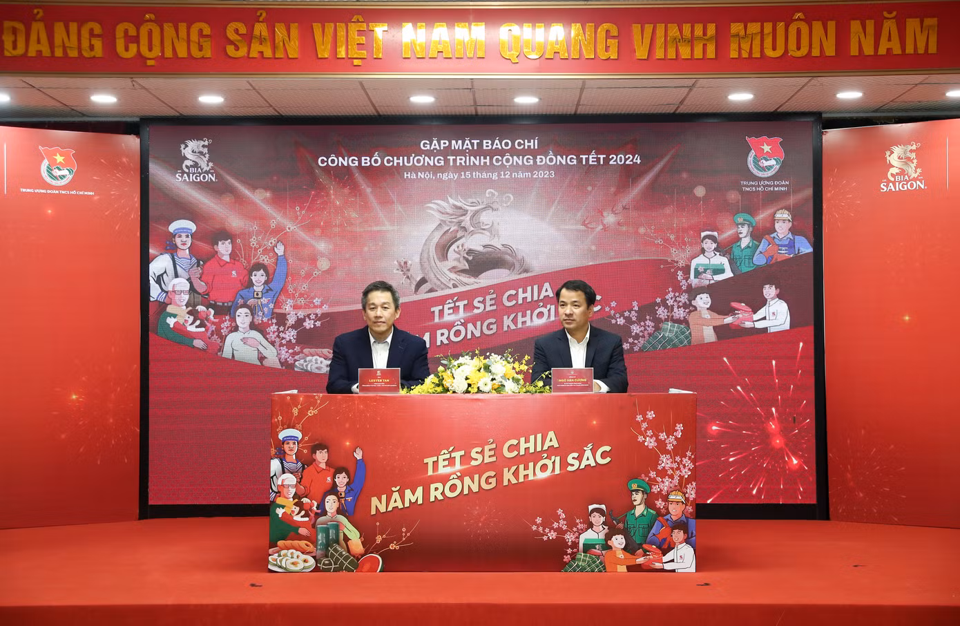 Đại diện Ban Tổ chức chương trình thông tin tại buổi họp báo sự kiện. Đại diện Ban Tổ chức chương trình thông tin tại buổi họp báo sự kiện.