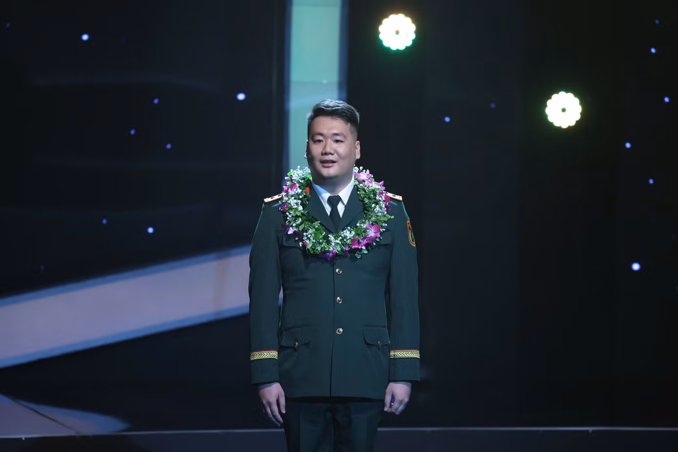 Hoàng Khắc Hiếu (Tập đoàn Công nghiệp - Viễn thông Quân đội Viettel).