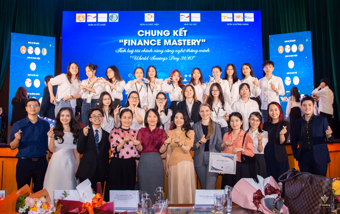 Chung kết Cuộc thi 'Smart Finance 2023 mùa 2 – Tích luỹ tài chính cùng công nghệ thông minh'.