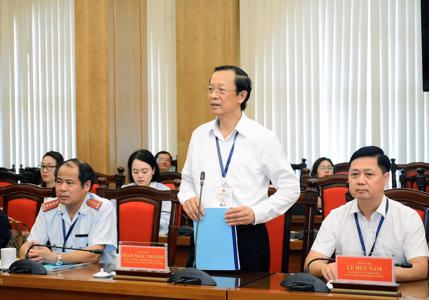 Thứ trưởng Phạm Ngọc Thưởng phát biểu tại buổi làm việc.