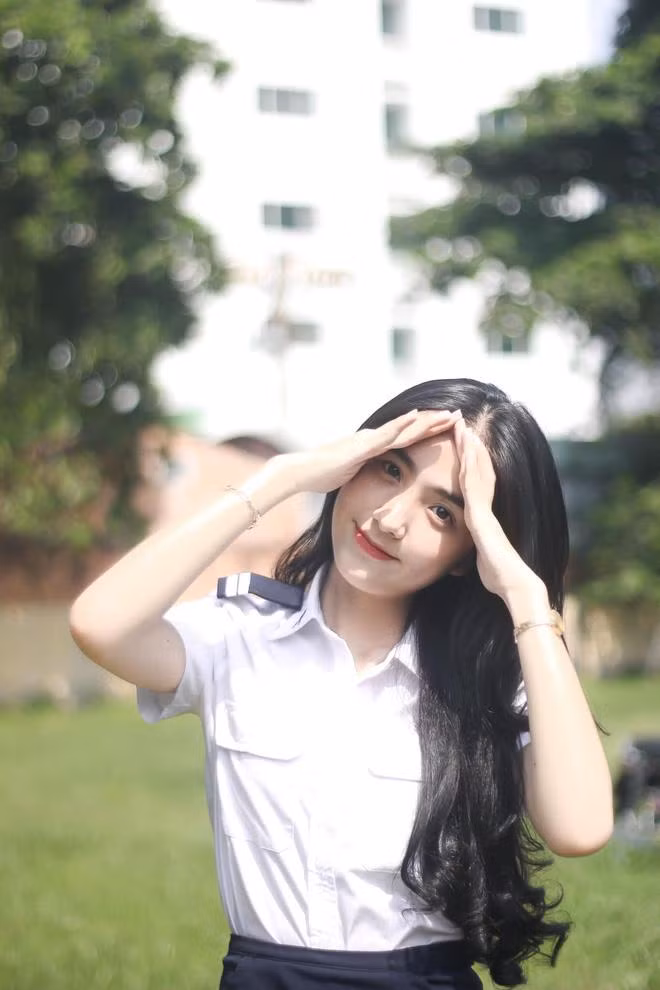 Nguyễn Thị Trúc Phương là hot girl nổi tiếng bậc nhất của Học viện Hàng không. Cô nàng này nhận về những lời khen không ngớt nhờ nhan sắc nổi bật của mình. Hoc vien Hang khong