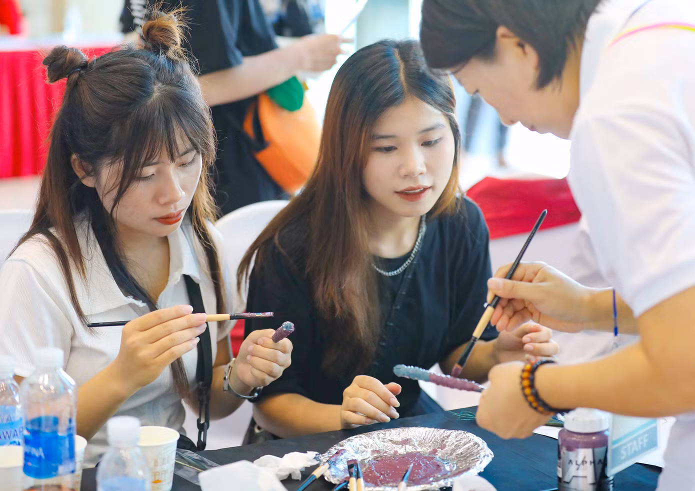 Giao lưu tìm hiểu văn hoá hai nước Việt Nam - Hàn Quốc.