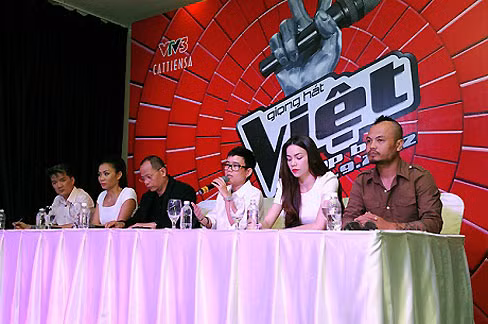 Các thành viên trong buổi họp báo chiều qua, 11-09-2012. Các thành viên trong buổi họp báo chiều qua, 11-09-2012