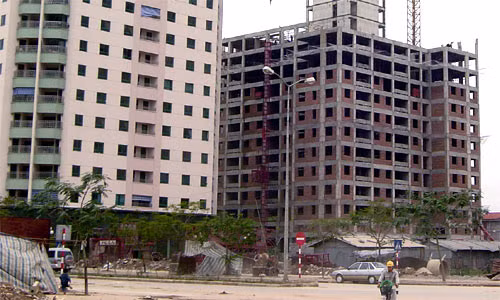 Hà Nội và TP. HCM mỗi nơi hiện có khoảng 35.000 căn hộ đã sẵn sàng để bán
