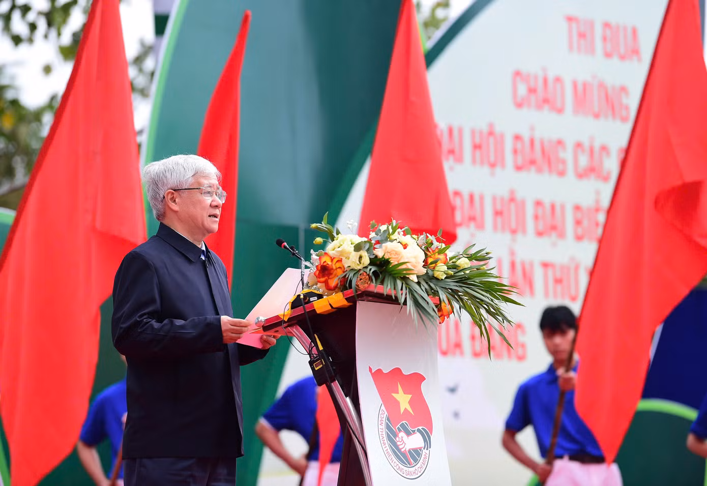 Ông Đỗ Văn Chiến - Ủy viên Bộ Chính trị, Bí thư T.Ư Đảng, Chủ tịch Ủy ban T.Ư MTTQ Việt Nam phát biểu tại chương trình. Ông Đỗ Văn Chiến - Ủy viên Bộ Chính trị, Bí thư T.Ư Đảng, Chủ tịch Ủy ban T.Ư MTTQ Việt Nam phát biểu tại chương trình.