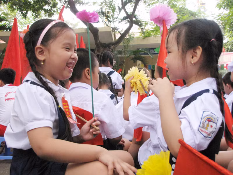 Một đôi bạn mới