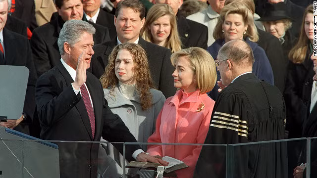 Cựu tổng thống Bill Clinton trong lễ nhậm chức lần thứ hai ngày 20-1-1997. Cựu tổng thống Bill Clinton trong lễ nhậm chức lần thứ hai ngày 201 1997