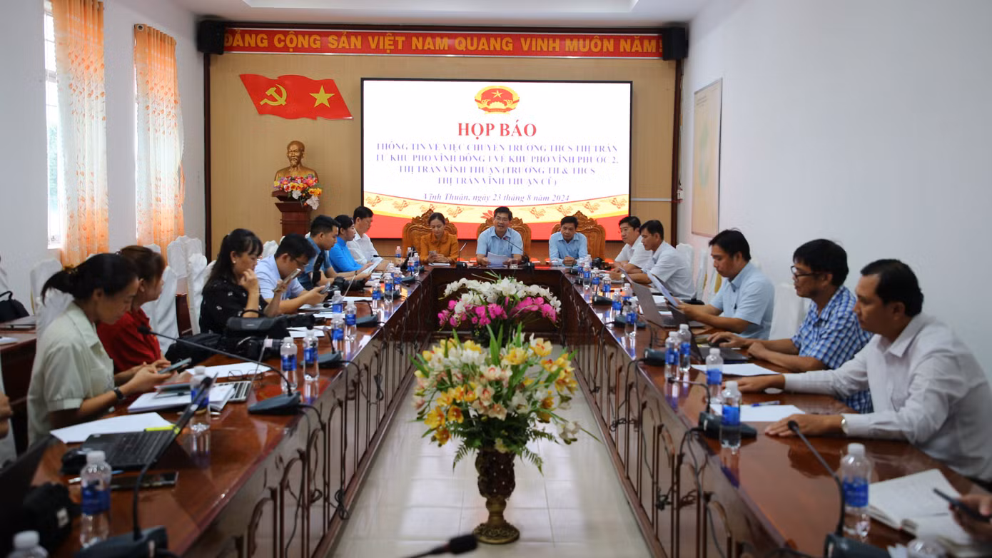 Quang cảnh buổi họp báo. Ảnh: Nhật Huy.