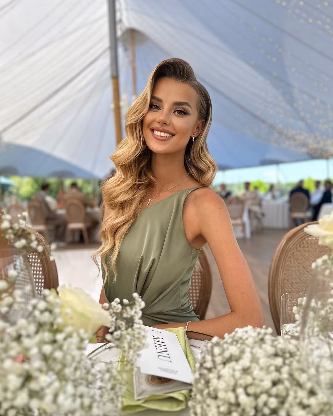 Krystyna là một trong 10 thí sinh của cuộc thi năm nay có lượng người theo dõi lớn trên mạng xã hội. Đây cũng được xem là lợi thế là Krystyna trong việc phát triển các dự án cộng đồng ở Hoa hậu Thế giới 2024.