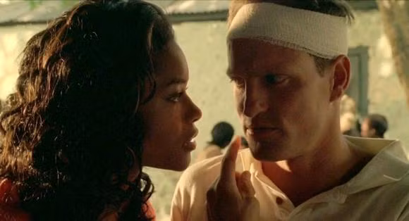 Naomie Harris và Woody Harrelson thực chất đã từng đóng phim chung trước đây. Naomie Harris và Woody Harrelson thực chất đã từng đóng phim chung trước đây.
