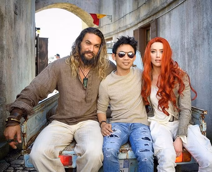 Một thời thân thiết là vậy, giờ đây đạo diễn James Wan đã có động thái "cạch mặt" Amber Heard sau những chuyện cô gây ra cho Johnny Depp.