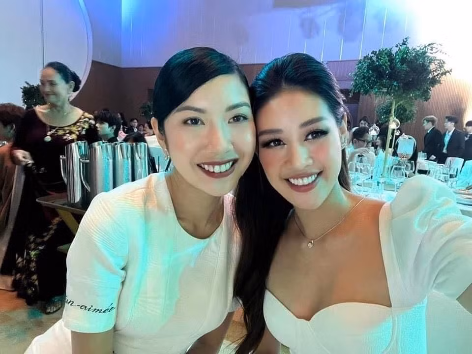 Chị em "song Vân" hội ngộ tươi tắn, rạng rỡ tại đám cưới Liêu Hà Trinh.