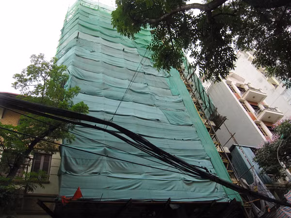 Cao ốc nội đô thi nhau xây vượt tầng