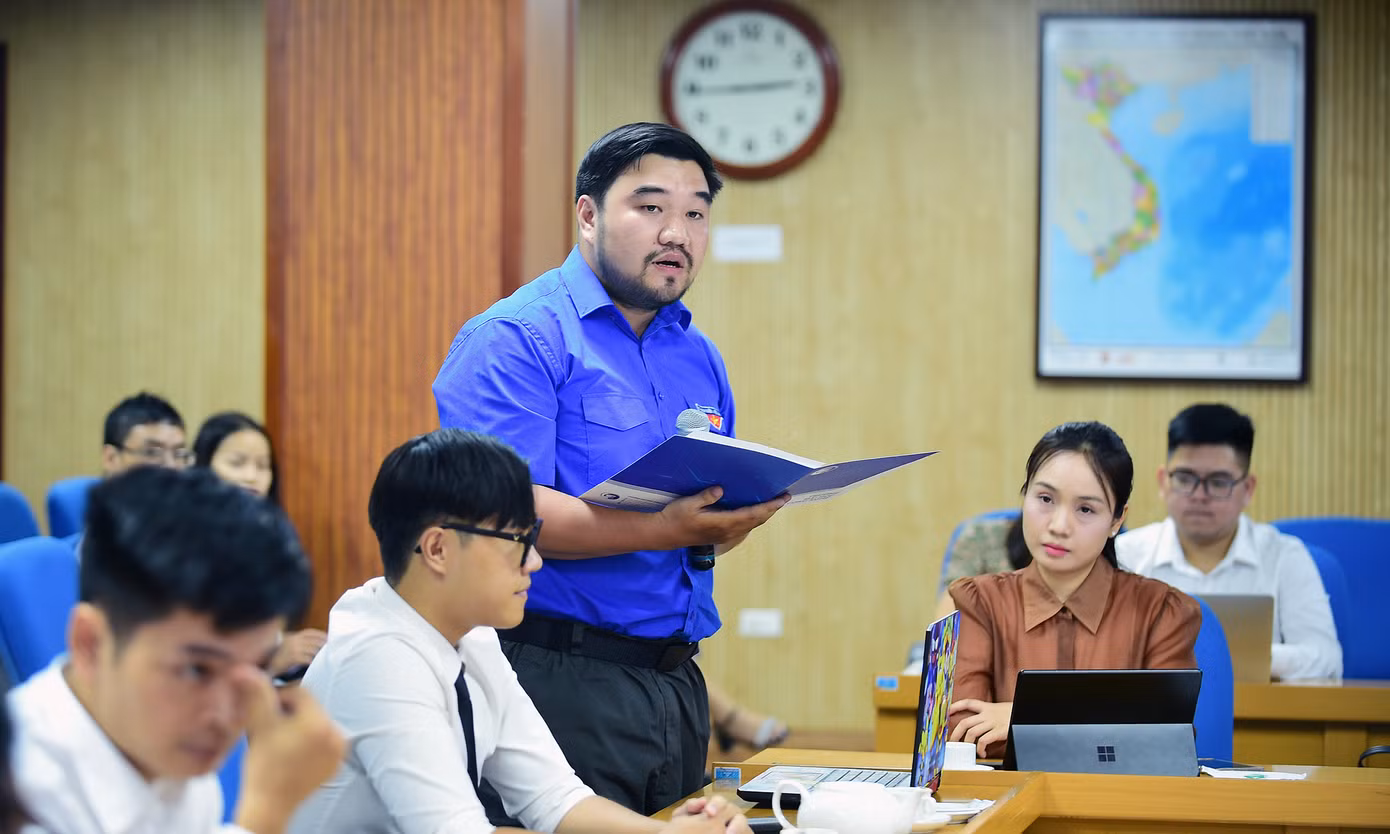 Anh Chu Đức Hà phát biểu ý kiến tại hội nghị. Ảnh: Xuân Tùng