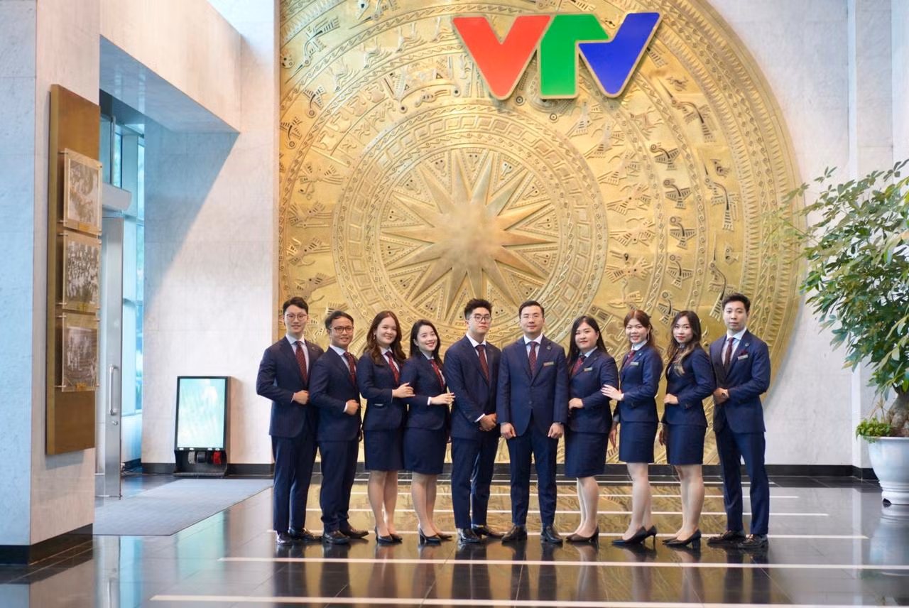 Lê Duy Trung (thứ năm, từ trái sang) là một trong 10 đại diện Việt Nam tham dự "Tàu Thanh niên Đông Nam Á - Nhật Bản 2023". Lê Duy Trung (thứ năm, từ trái sang) là một trong 10 đại diện Việt Nam tham dự "Tàu Thanh niên Đông Nam Á - Nhật Bản 2023".