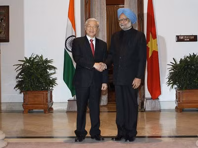 Tổng Bí thư Nguyễn Phú Trọng hội đàm với Thủ tướng Cộng hòa Ấn Độ Manmohan Singh.tại Dinh Thủ tướng ở Thủ đô New Delhi
