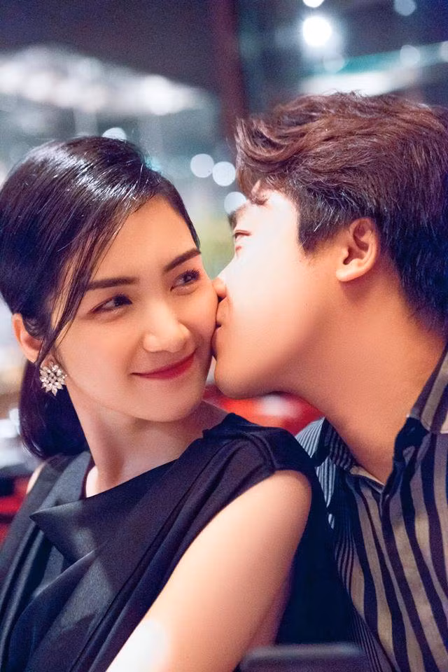 Khán giả tiếc nuối cho một mối tình đẹp nhưng đều chúc cả hai sẽ sớm tìm thấy bình yên.