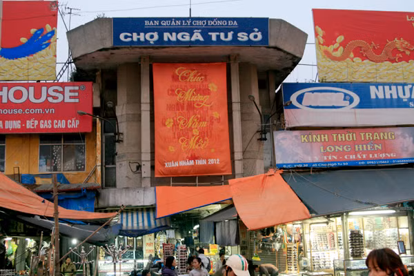 Chợ Ngã Tư Sở hiện tại
