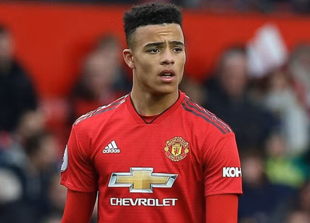 Dính đòn đau điếng, Alexis Sanchez cãi nhau với sao trẻ M.U ảnh 1