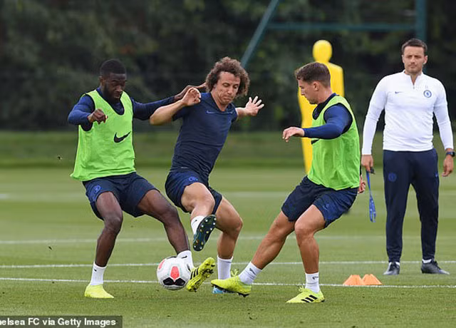 David Luiz nổi loạn, đòi đến Arsenal ở ngày cuối kỳ chuyển nhượng ảnh 1