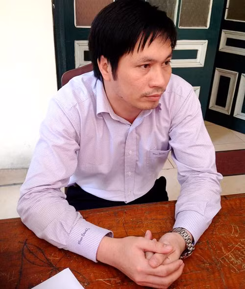 Lê Văn Cường (SN 1973, Phó GĐ phụ trách đào tạo kinh doanh)