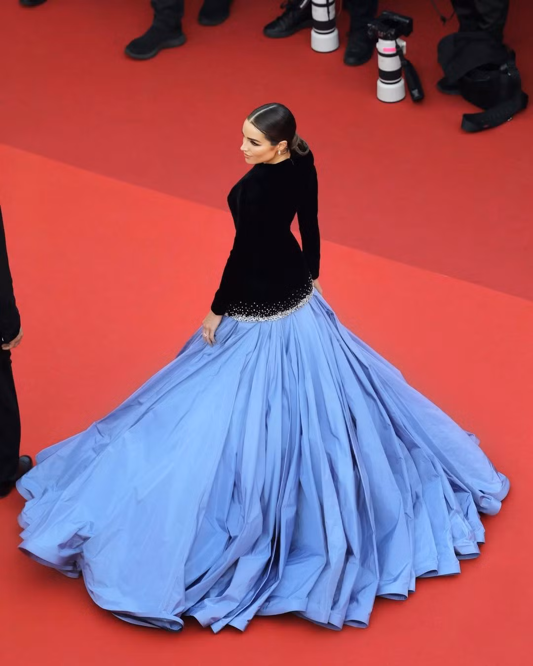 Olivia Culpo được khen ngợi trong lần xuất hiện này. Olivia Culpo được khen ngợi trong lần xuất hiện này.