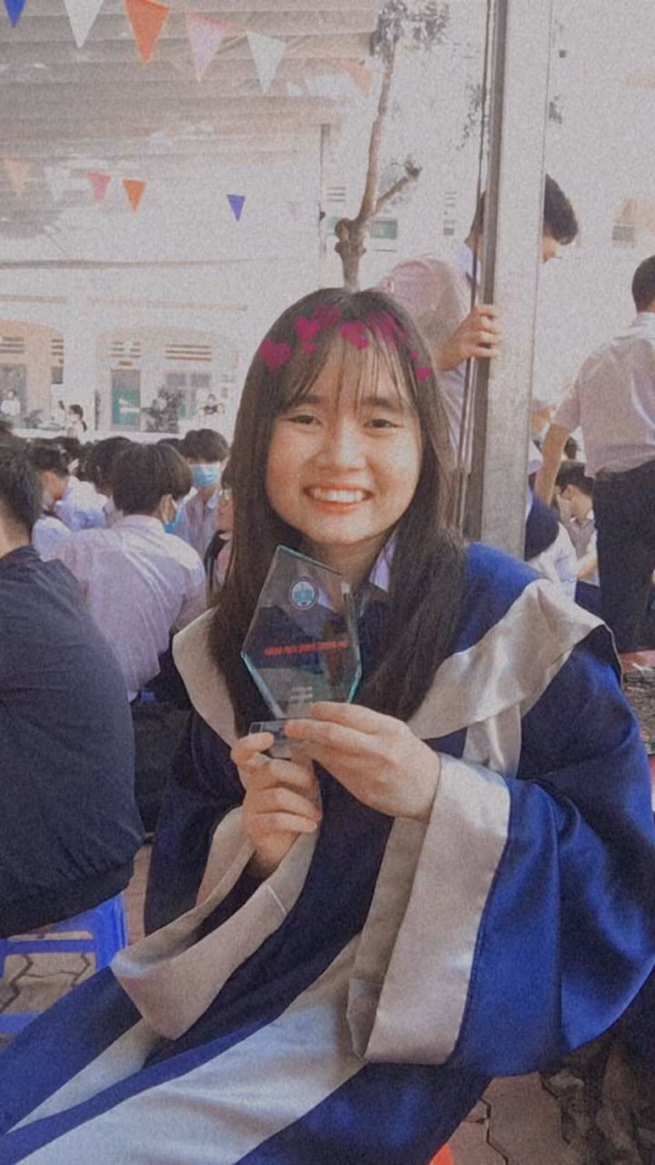 Kim Hoàn có nguyện vọng vào lớp chuyên Sinh của trường THPT chuyên Trần Đại Nghĩa. Ảnh: NVCC Kim Hoàn có nguyện vọng vào lớp chuyên Sinh của trường THPT chuyên Trần Đại Nghĩa. Ảnh: NVCC